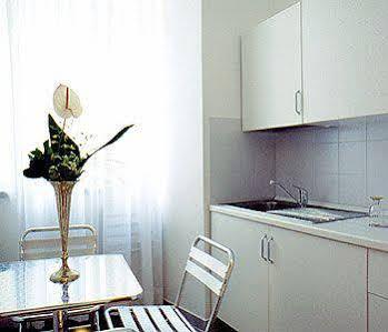 Lemon Garden Hotel โรม ภายนอก รูปภาพ